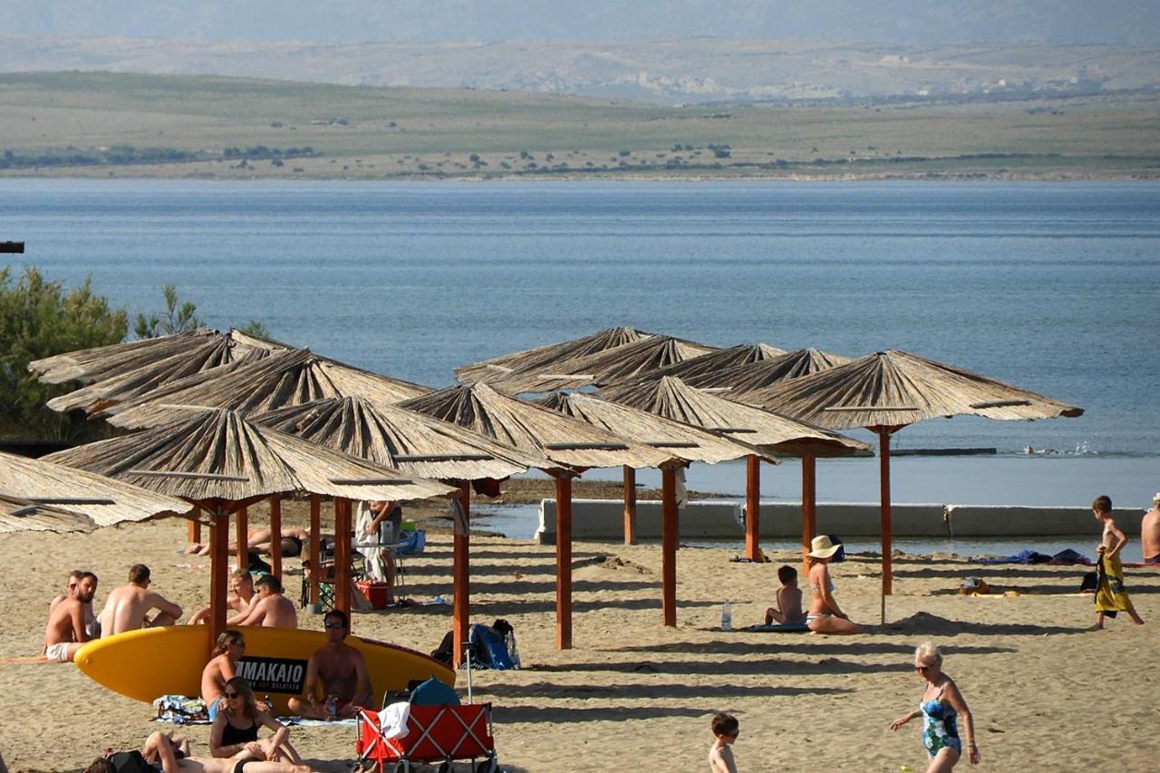 Apartments By The Sea Nin, Zadar - 15513 المظهر الخارجي الصورة