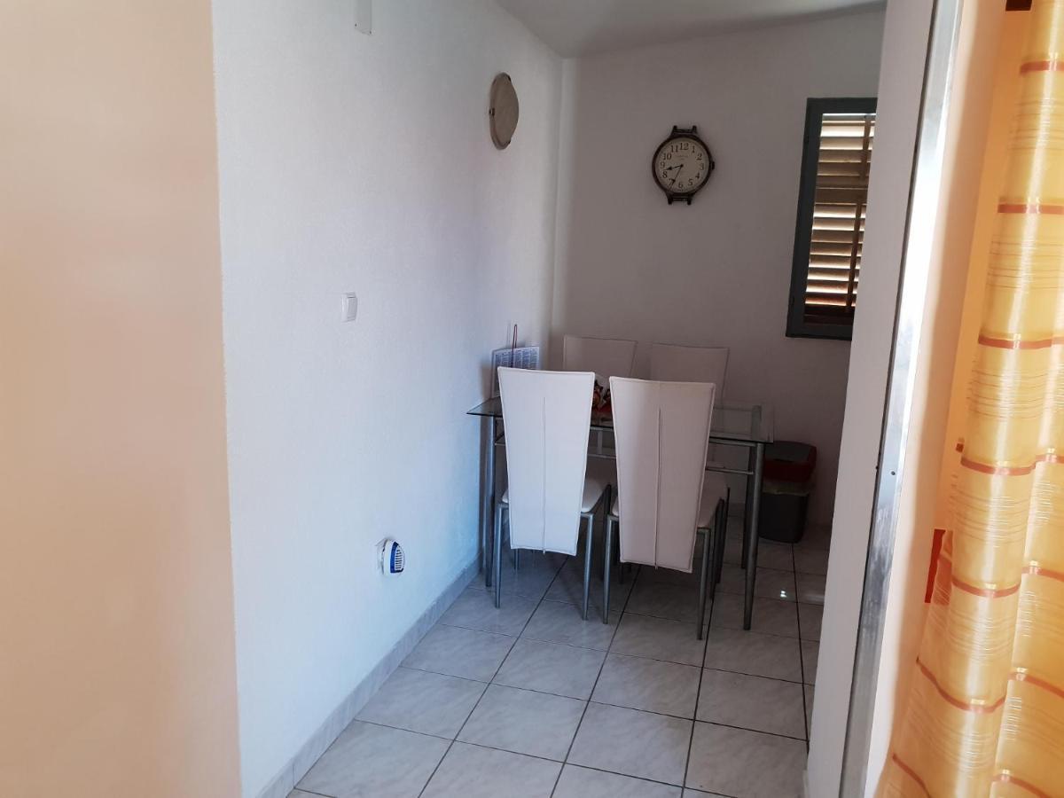 Apartments By The Sea Nin, Zadar - 15513 المظهر الخارجي الصورة