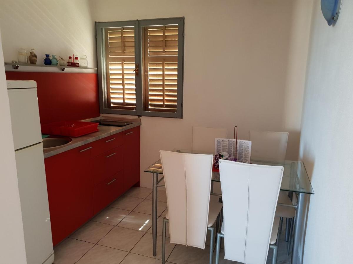 Apartments By The Sea Nin, Zadar - 15513 المظهر الخارجي الصورة